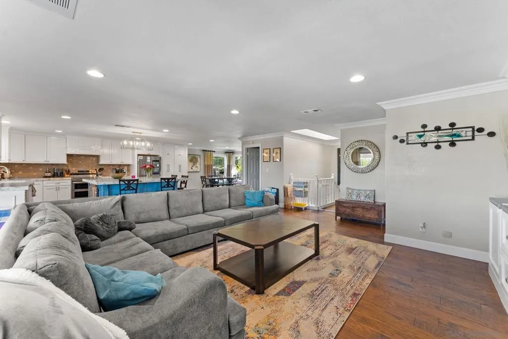 3045 Mary Ln, Escondido, California 92025 home-pic-18