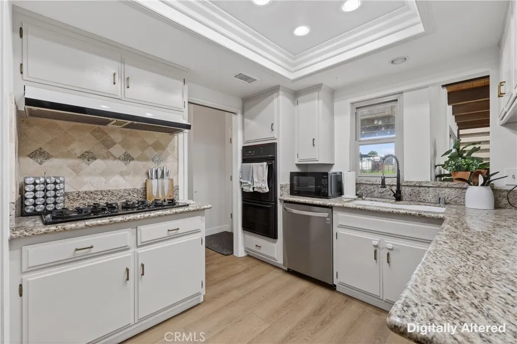 4949 California Avenue, Norco, California 92860 home-pic-8
