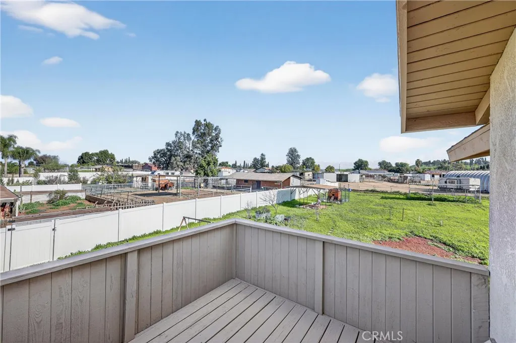 4949 California Avenue, Norco, California 92860 home-pic-28
