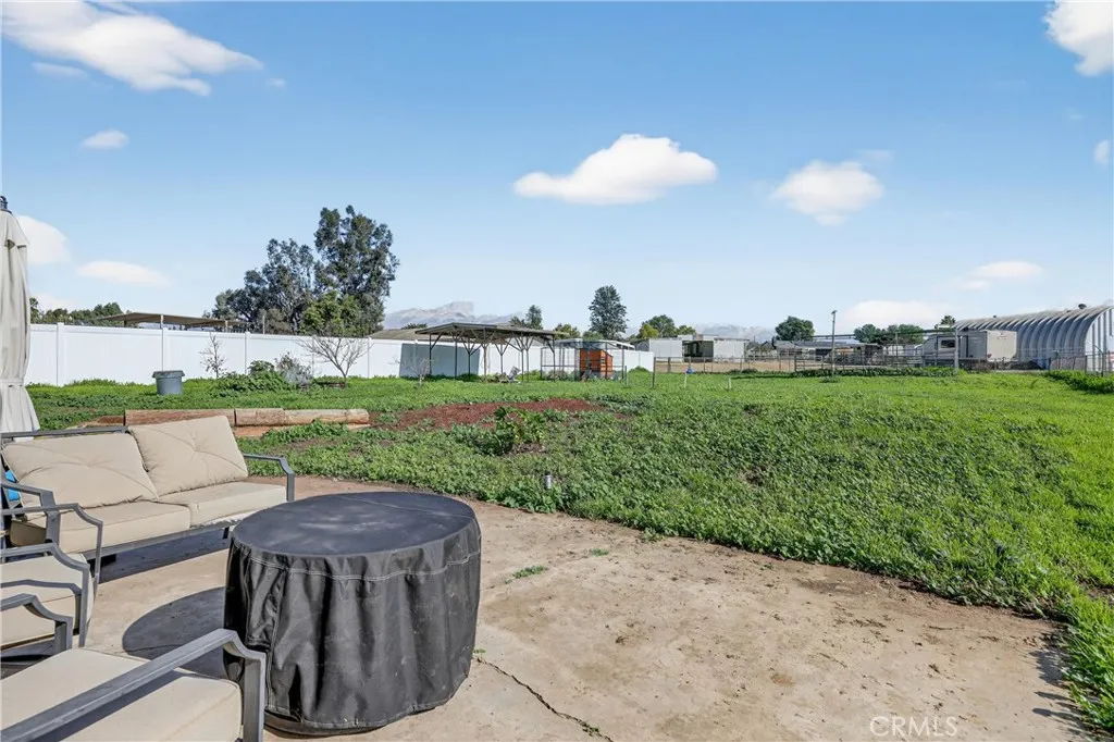 4949 California Avenue, Norco, California 92860 home-pic-30