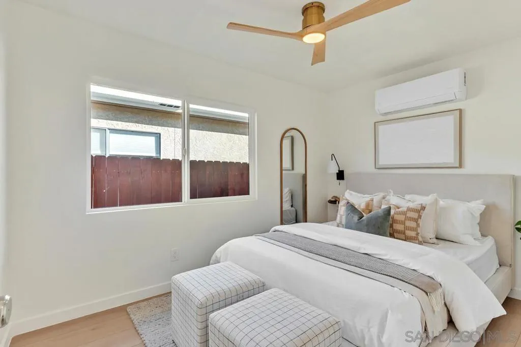2275 Emerald St, San Diego, California 92109 home-pic-19