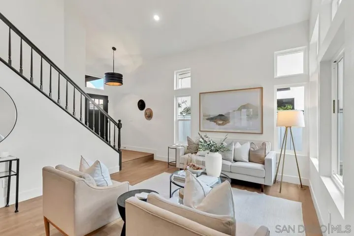 12169 Via San Loreno, San Diego, California 92128