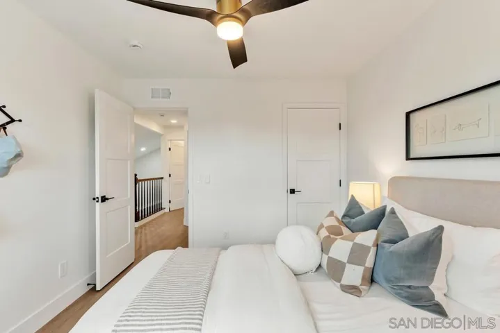 12169 Via San Loreno, San Diego, California 92128