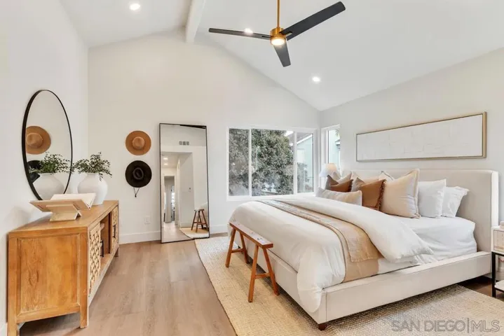 12169 Via San Loreno, San Diego, California 92128