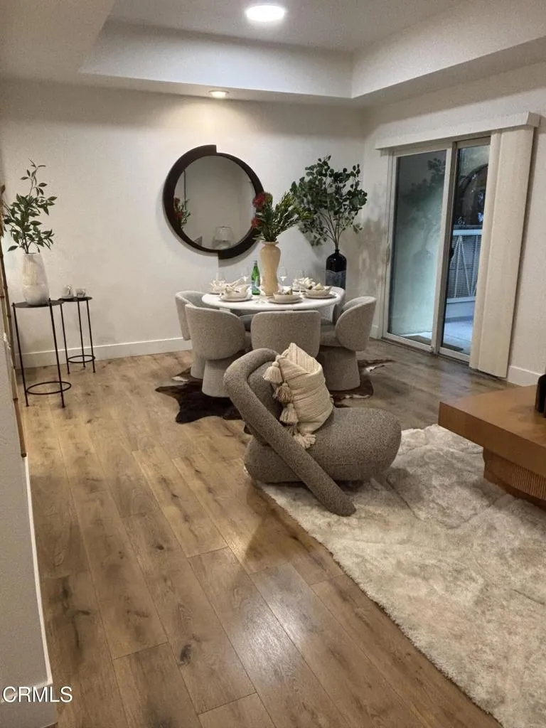 239 S Marengo Avenue 106, Pasadena, California 91101 home-pic-8