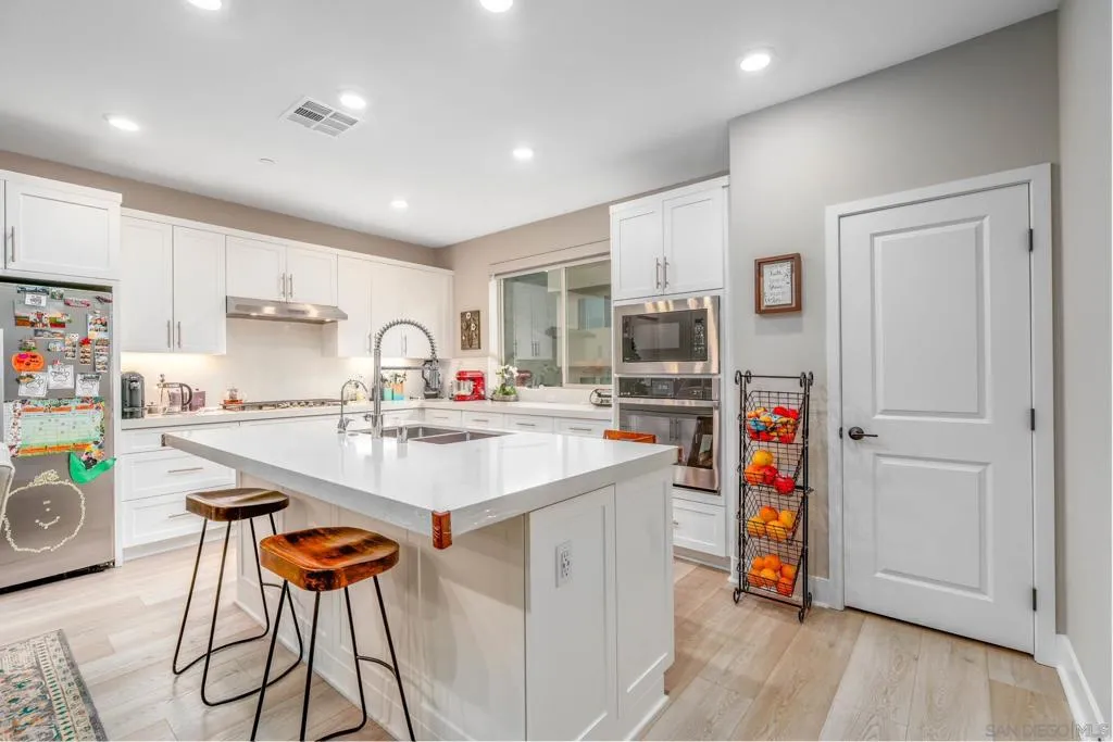 15581 Manley Way, San Diego, California 92127 home-pic-13