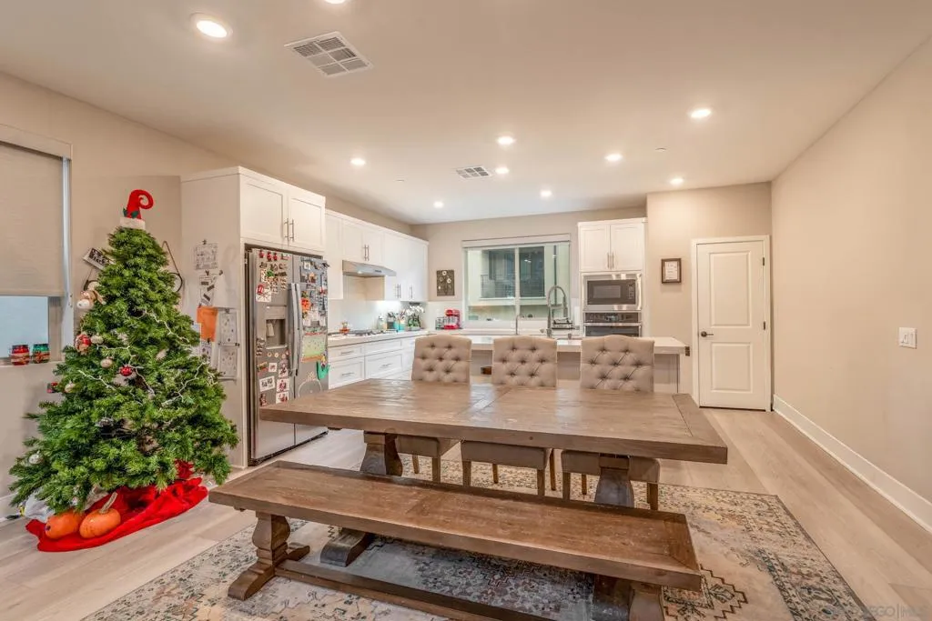 15581 Manley Way, San Diego, California 92127 home-pic-15