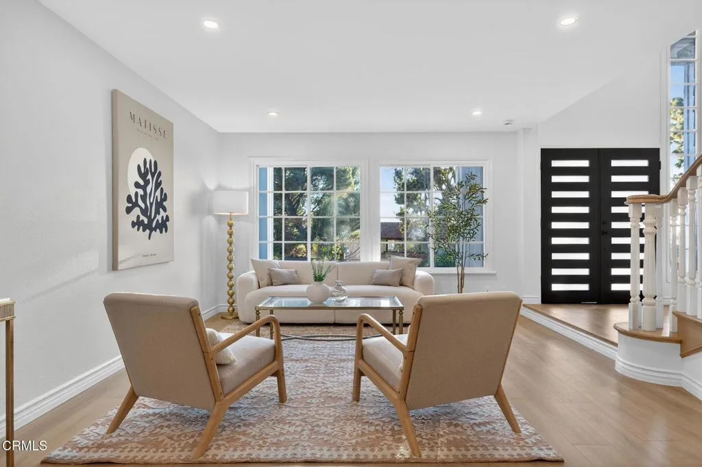 2225 Calle Riscoso, Thousand Oaks, California 91362 home-pic-1