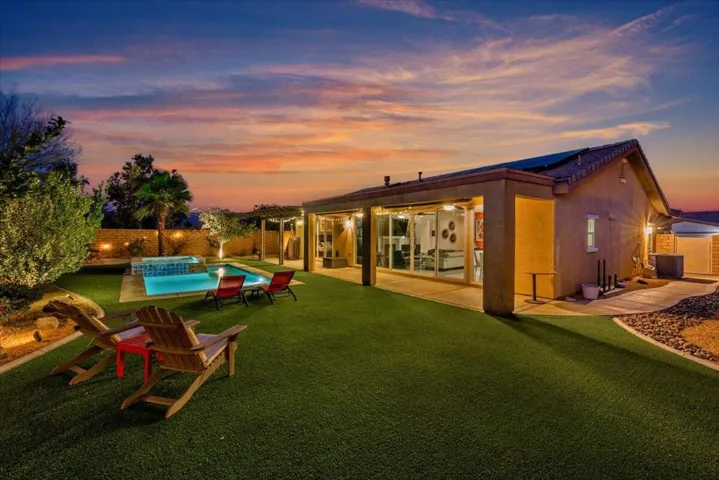 73986 MONDRIAN PLACE BACK TWILIGHT 4 FAV