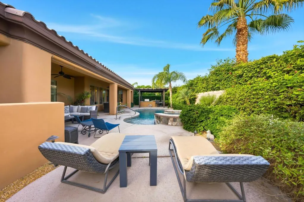 79798 Danielle Court, La Quinta, California 92253 home-pic-7