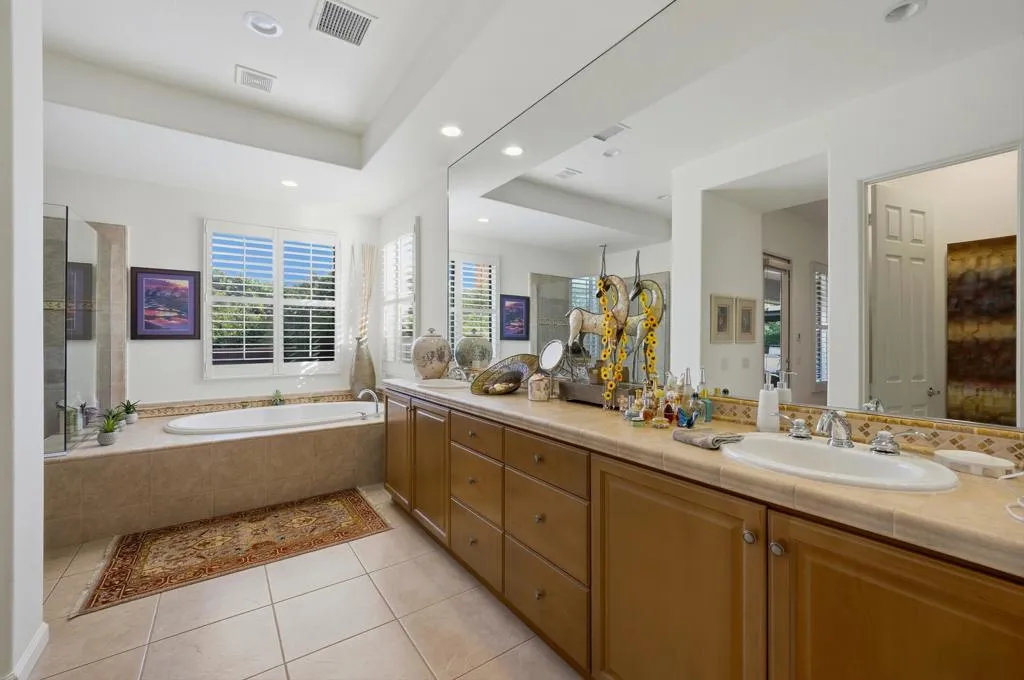 79798 Danielle Court, La Quinta, California 92253 home-pic-33