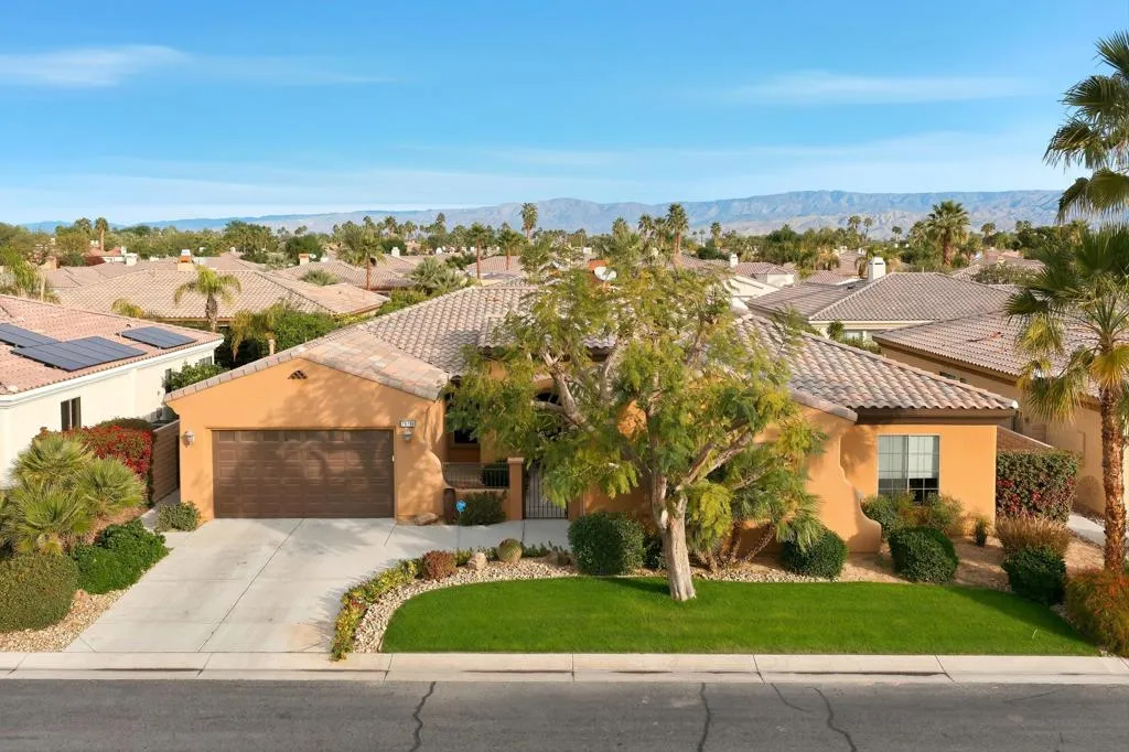 79798 Danielle Court, La Quinta, California 92253 home-pic-1
