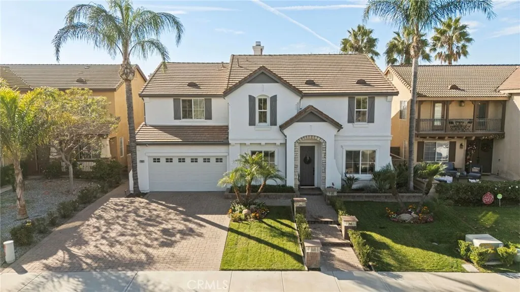 7307 Cobble Creek Drive, Eastvale, California 92880 home-pic-1