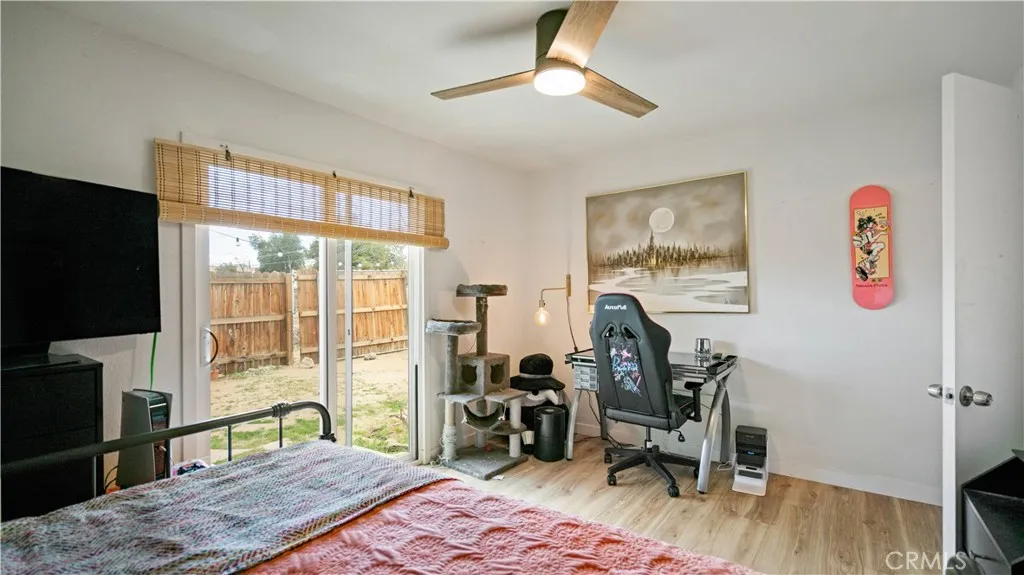 6972 Tamarisk Avenue, Yucca Valley, California 92284 home-pic-13