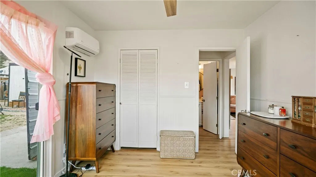 6972 Tamarisk Avenue, Yucca Valley, California 92284 home-pic-17