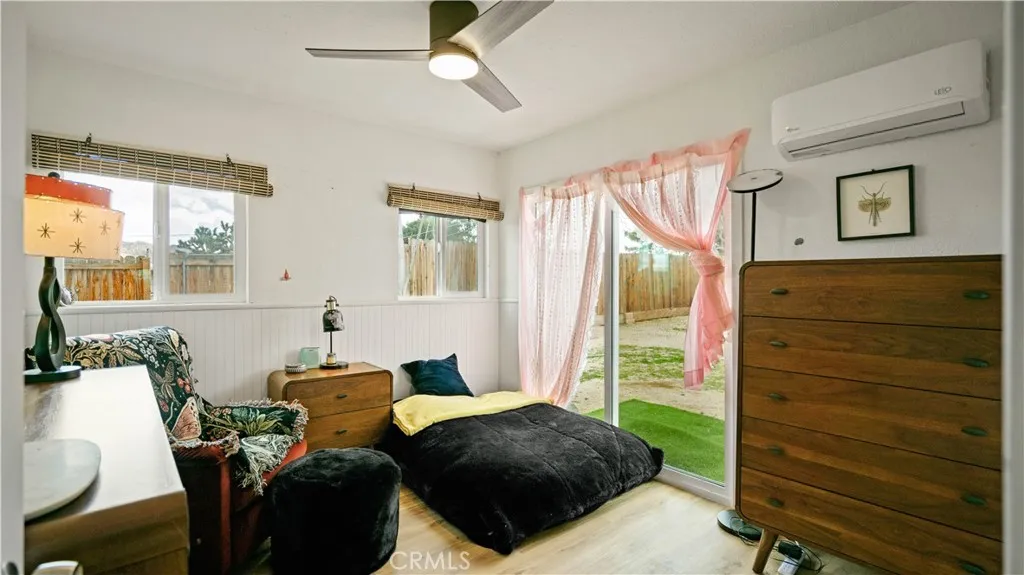 6972 Tamarisk Avenue, Yucca Valley, California 92284 home-pic-10