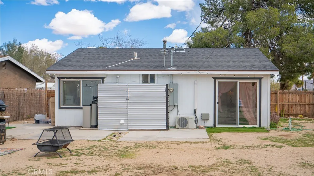 6972 Tamarisk Avenue, Yucca Valley, California 92284 home-pic-33