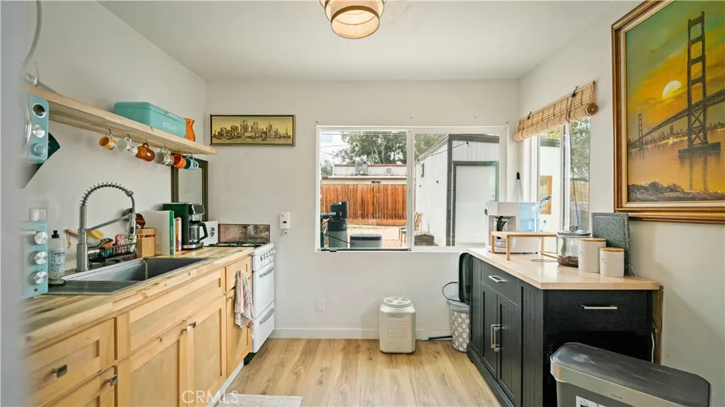 6972 Tamarisk Avenue, Yucca Valley, California 92284 home-pic-31