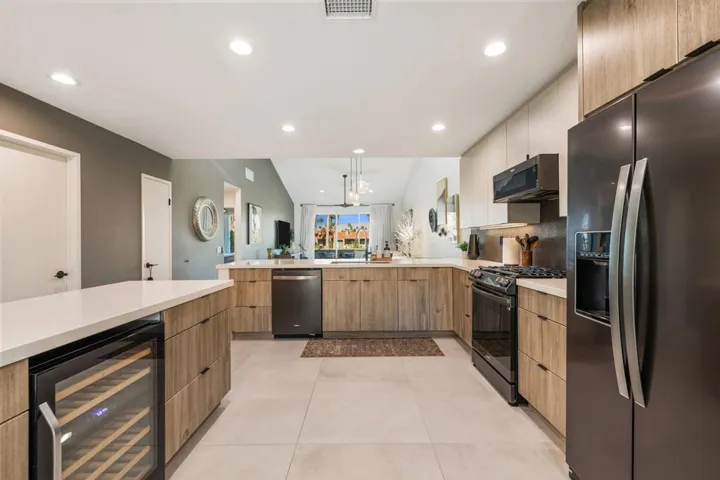 23-web-or-mls-8M4A9457