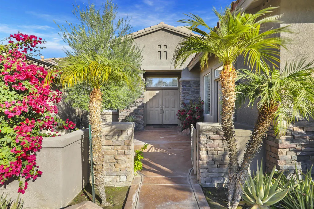 77516 Marlowe Court, Palm Desert, California 92211 home-pic-2