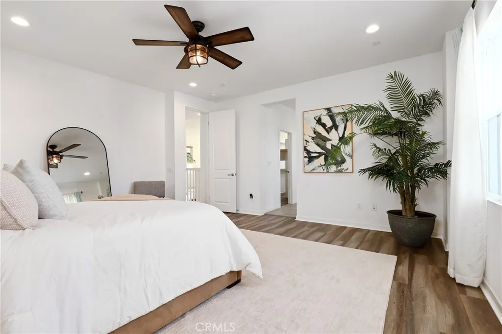 403 Aura Drive, Costa Mesa, California 92626 home-pic-24
