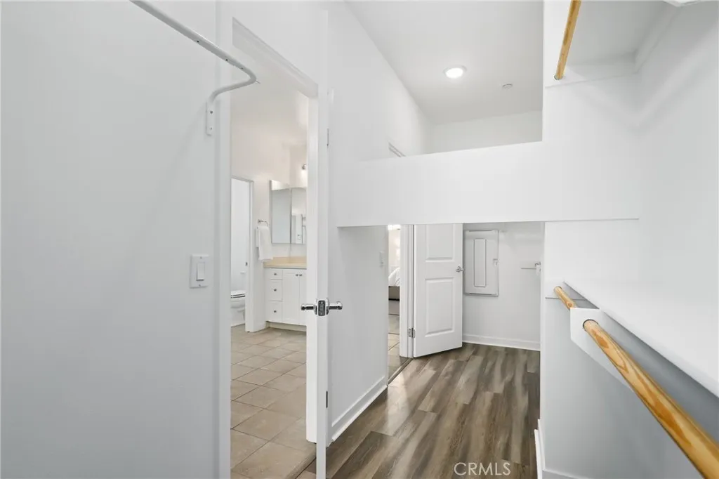 403 Aura Drive, Costa Mesa, California 92626 home-pic-29