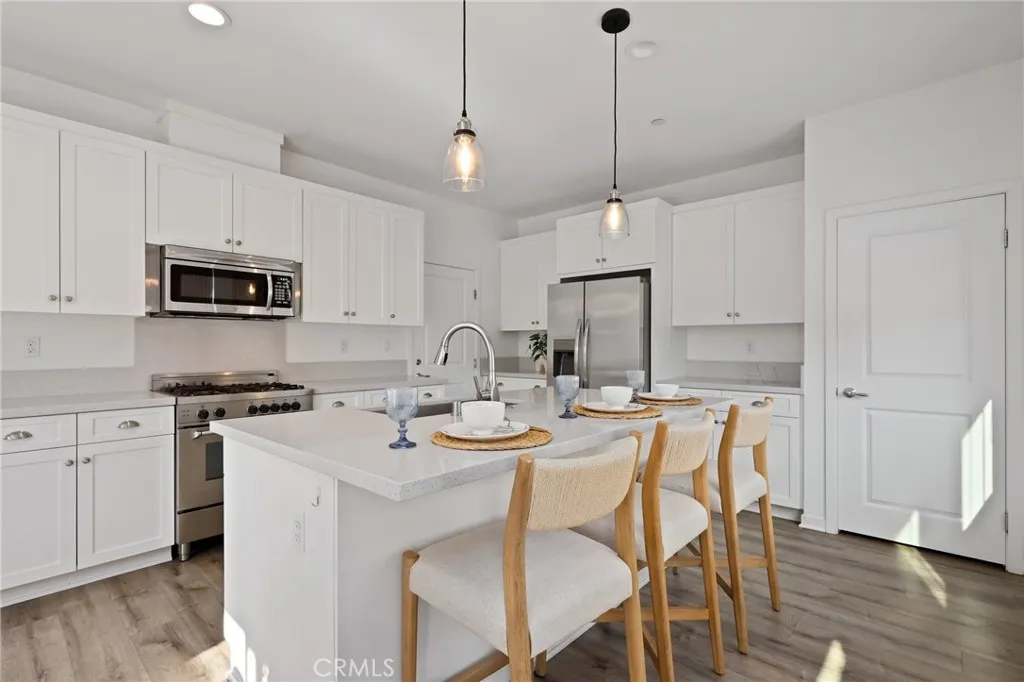 403 Aura Drive, Costa Mesa, California 92626 home-pic-10
