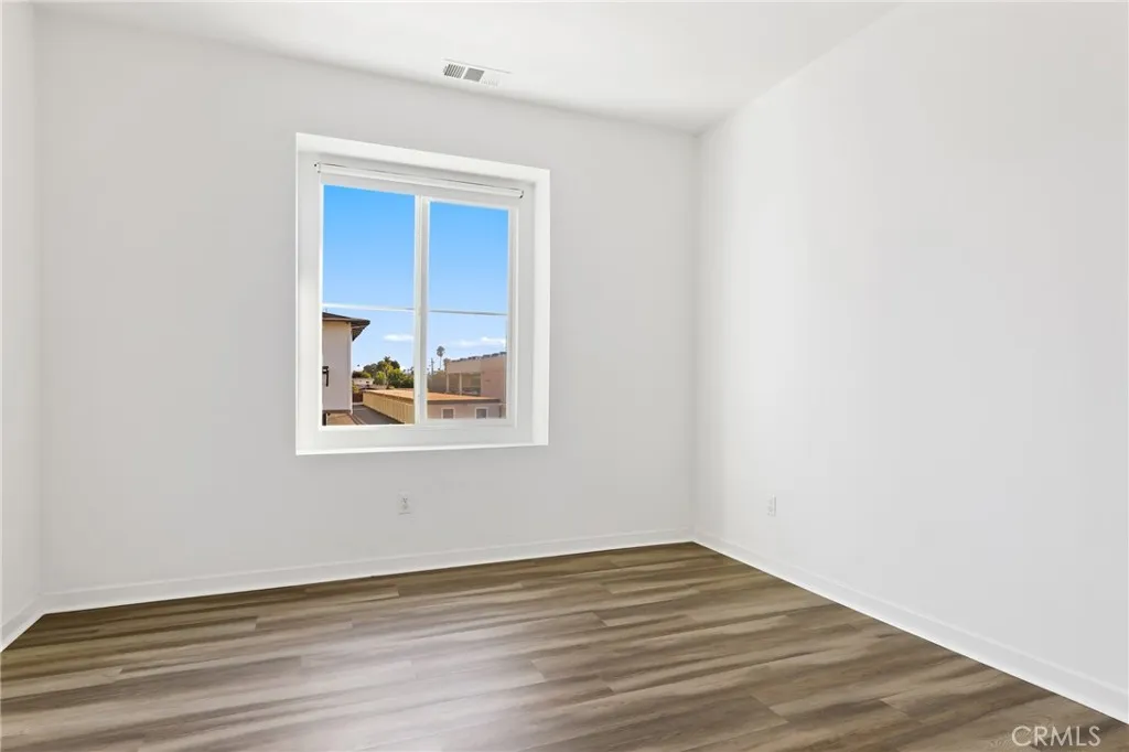 403 Aura Drive, Costa Mesa, California 92626 home-pic-35