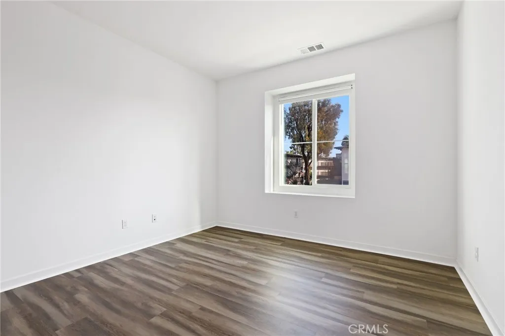 403 Aura Drive, Costa Mesa, California 92626 home-pic-36