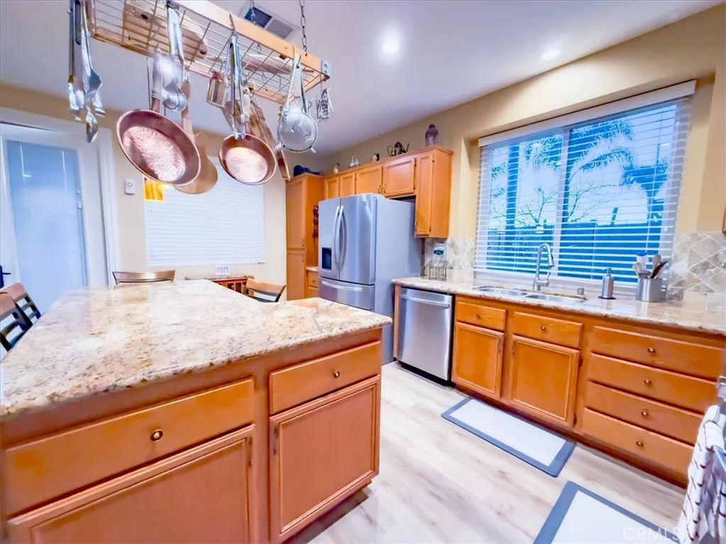 40136 Belvedere Court, Murrieta, California 92562 home-pic-14