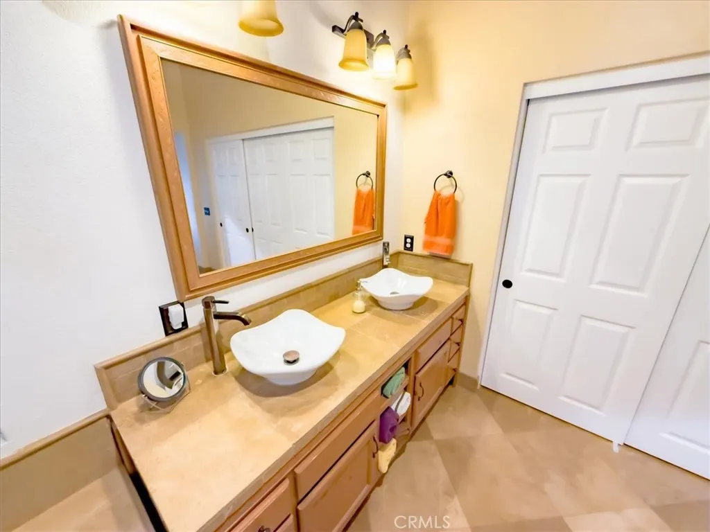 40136 Belvedere Court, Murrieta, California 92562 home-pic-49
