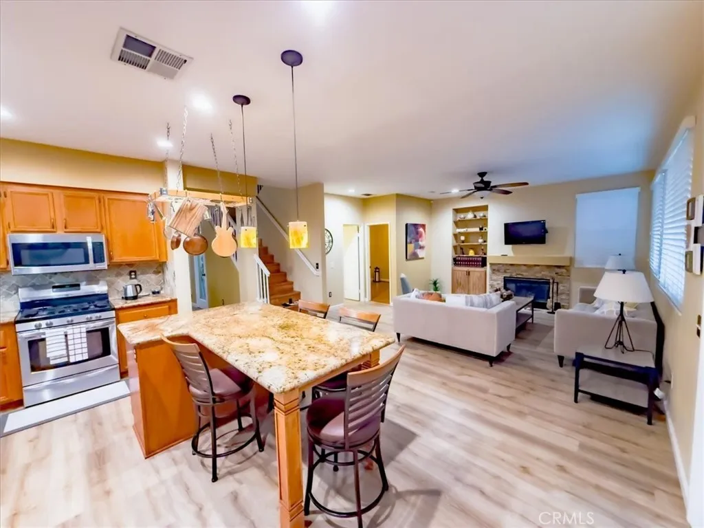 40136 Belvedere Court, Murrieta, California 92562 home-pic-12