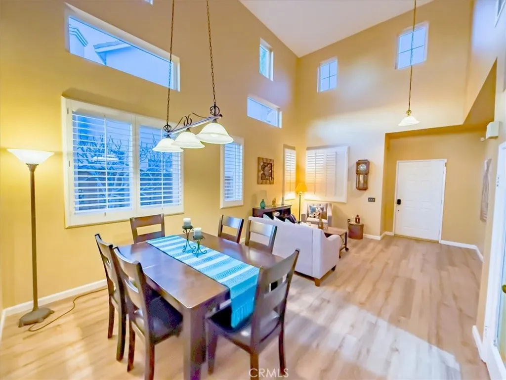 40136 Belvedere Court, Murrieta, California 92562 home-pic-4