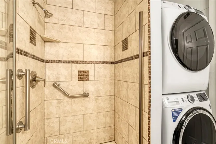 Hallway Bath - In-Suite Laundry