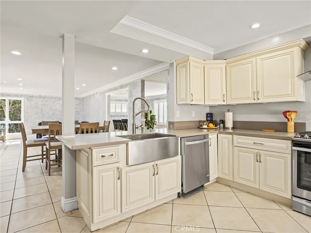 12204 Gerald Avenue, Granada Hills, California 91344 home-pic-11