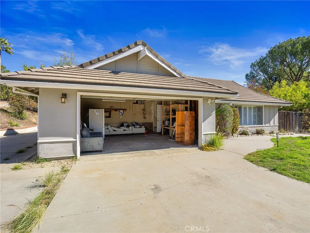 12204 Gerald Avenue, Granada Hills, California 91344 home-pic-6