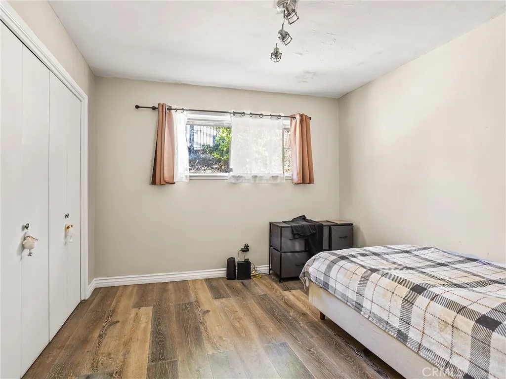 12204 Gerald Avenue, Granada Hills, California 91344 home-pic-28