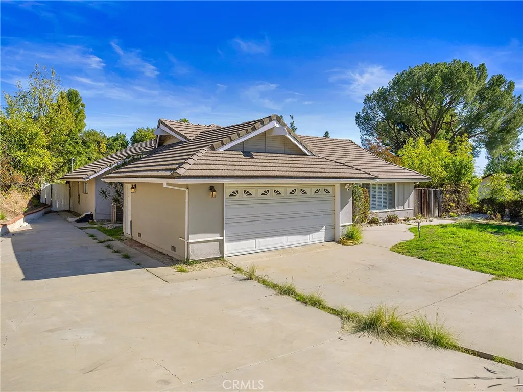12204 Gerald Avenue, Granada Hills, California 91344 home-pic-4