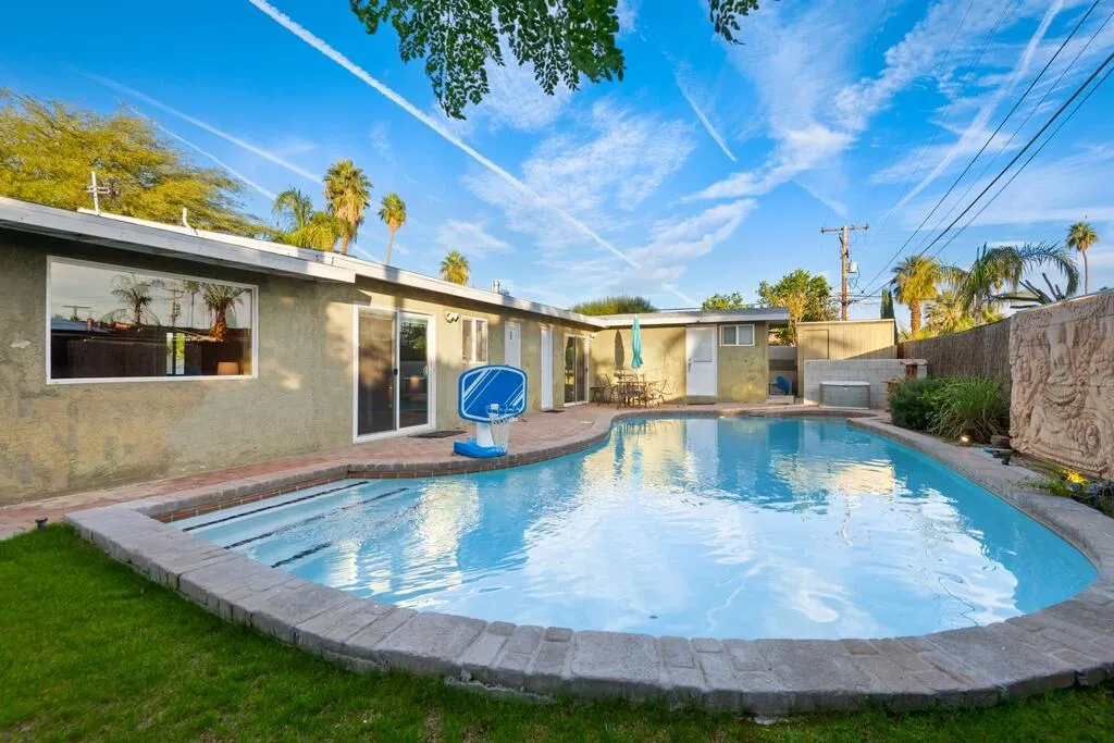 3735 E Camino San Simeon, Palm Springs, California 92264 home-pic-23