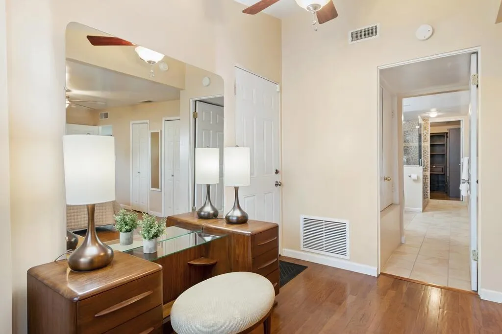 3735 E Camino San Simeon, Palm Springs, California 92264 home-pic-16