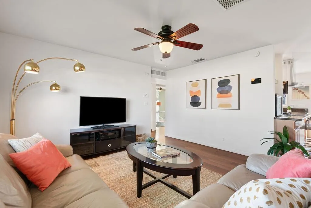 3735 E Camino San Simeon, Palm Springs, California 92264 home-pic-4