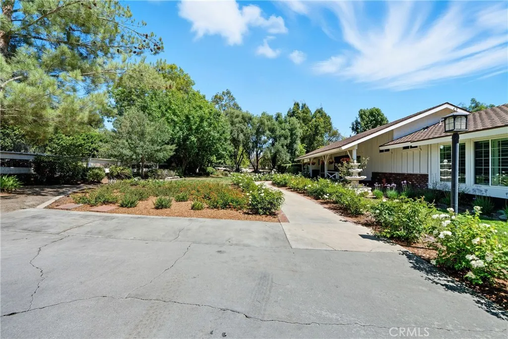 30605 De Portola Road, Temecula, California 92592 home-pic-4