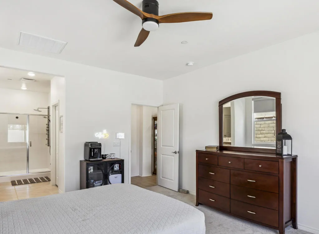 42801 Torno Place, Indio, California 92203 home-pic-12