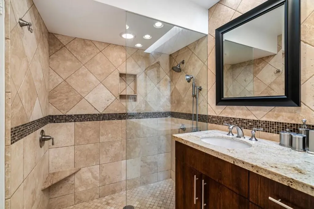 72877 El Paseo 512, Palm Desert, California 92260 home-pic-23