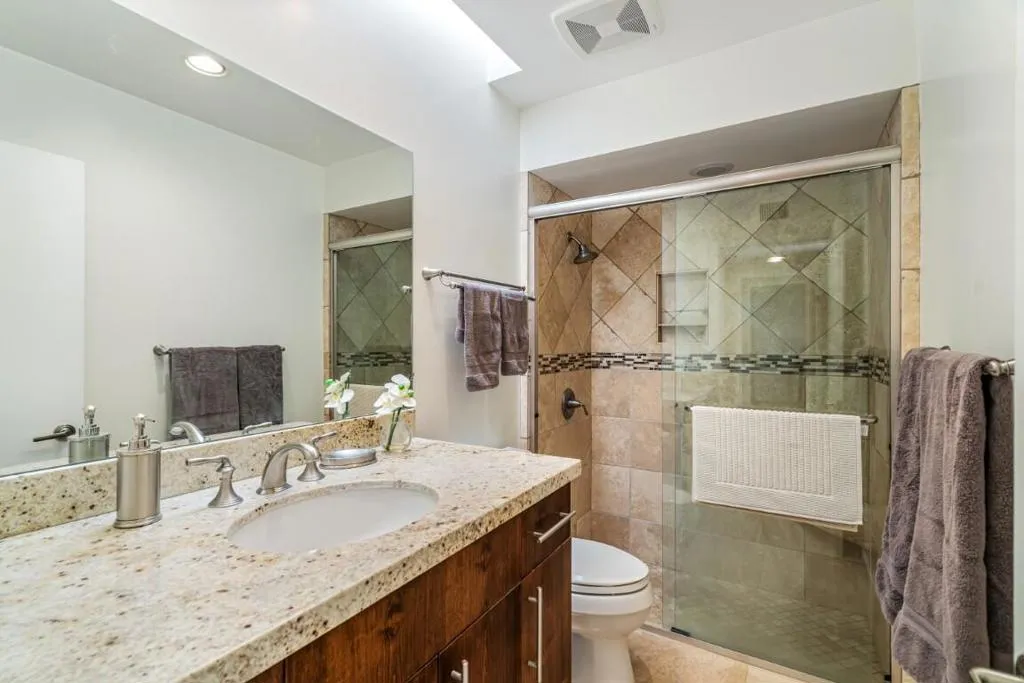 72877 El Paseo 512, Palm Desert, California 92260 home-pic-20