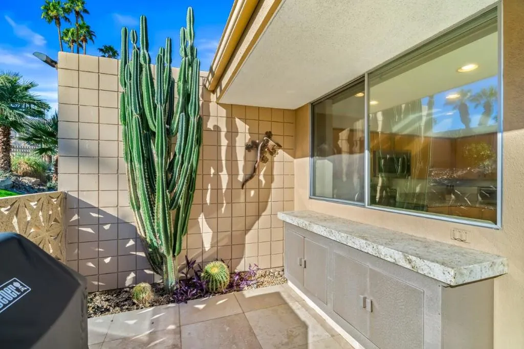 72877 El Paseo 512, Palm Desert, California 92260 home-pic-12
