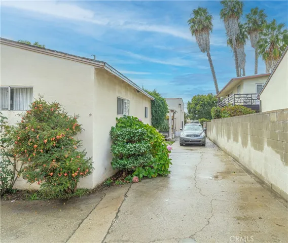 1814 Sawtelle, Los Angeles, California 90025