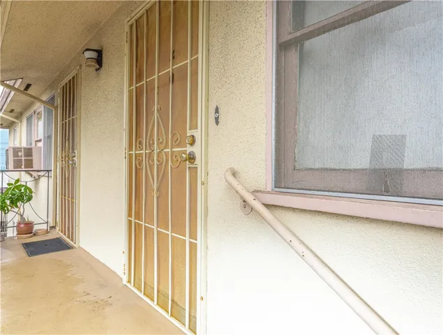 1814 Sawtelle, Los Angeles, California 90025
