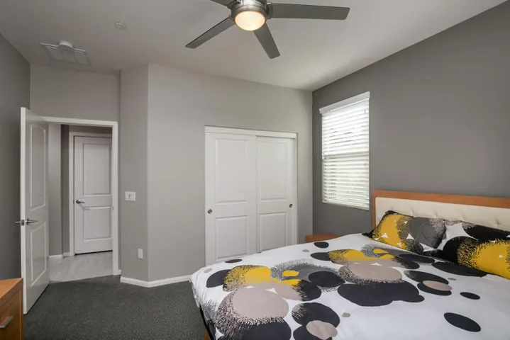 028-82800-Kingsboro-WEB