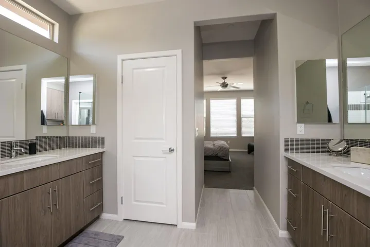 026-82800-Kingsboro-WEB